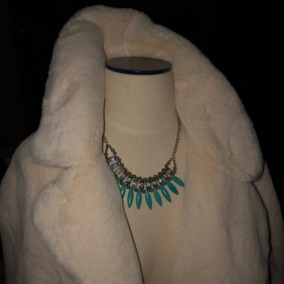 Bcbgmaxazria Faux Fur Coat. Cream - Picture 6 of 8